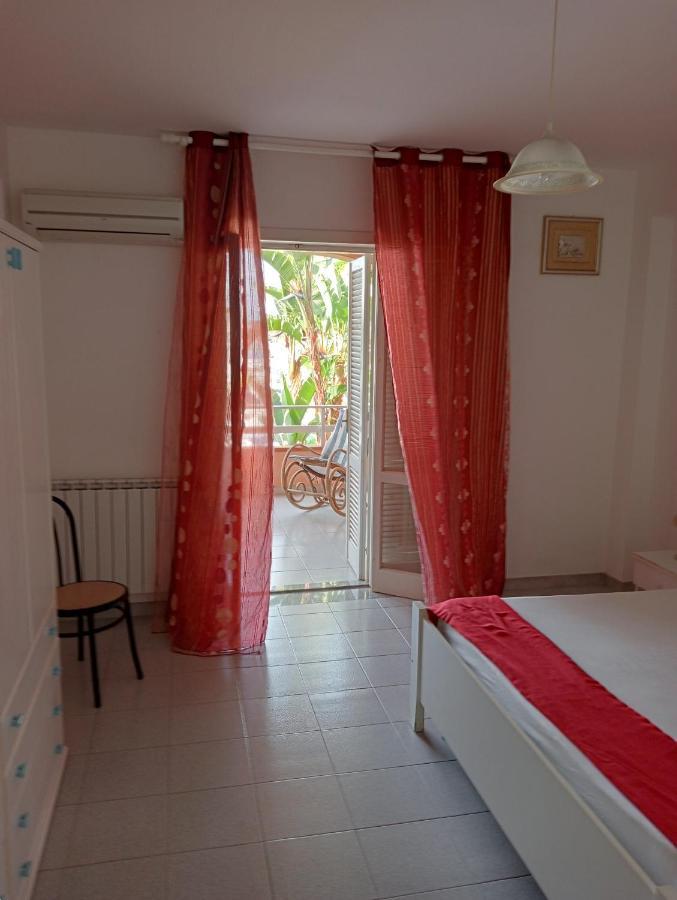 Trilocale "Alicudi" In Portorosa Vila Furnari Exterior foto